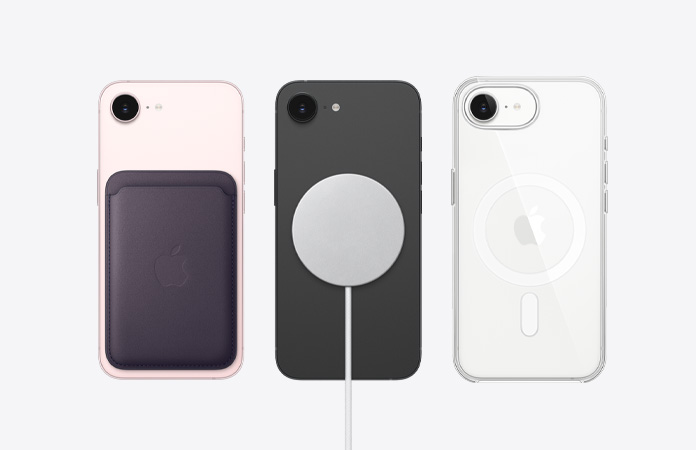apple iphone 17e Ba mặt lưng iPhone 17e màu hồng, đen và trắng; mẫu đen đang gắn MagSafe.